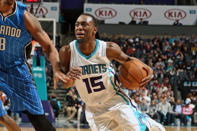 周琦伤愈复 周琦伤愈复