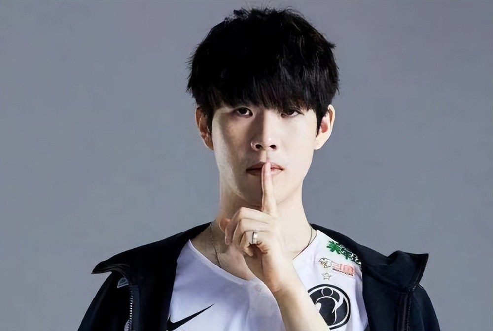 这与孙兴慜 这与孙兴慜